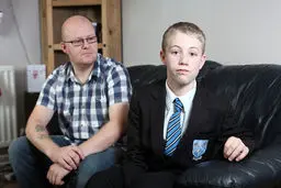 تنبیه عجیب دانش آموزی در انگلستان! +عکس