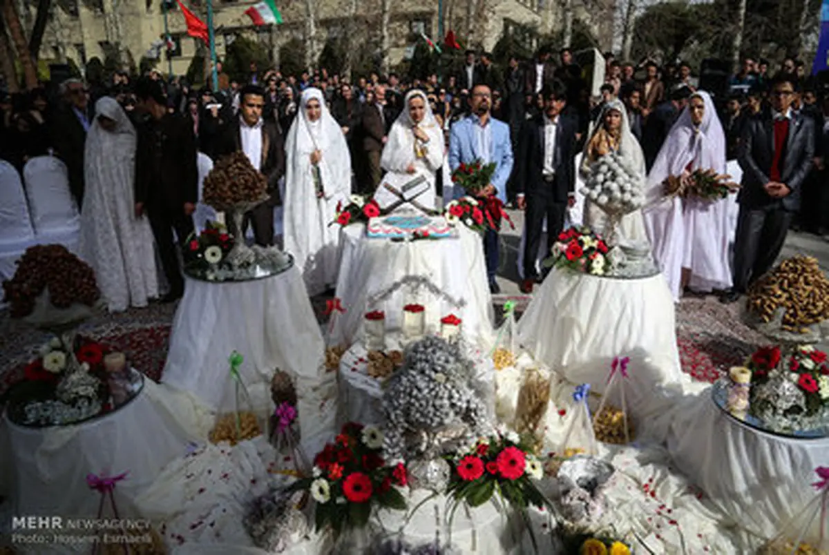 تصاویر جشن ازدواج شش دانشجوی دانشگاه تهران در جوار مزار شهدای گمنام