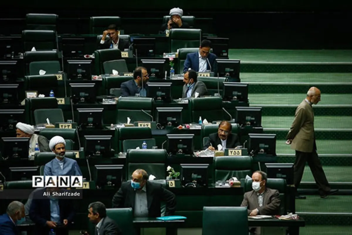 روز‌های میرسلیم در مجلس چطور می‌گذرد؟ + عکس