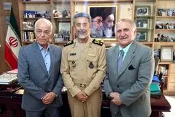 دیدار ما با دریادار سیاری ورزشی نبود/ او یک شخصیت سیاسی اما علاقمند به ورزش است