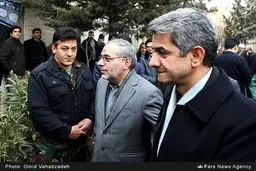 تصاویری از مراسم تشییع مادر احمدی‌نژاد با حضور مشایی، مرتضوی، بقایی، ثمره هاشمی، محمدعلی رامین، الهام، کوچک زاده و ...
