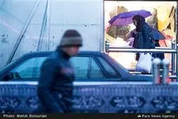تصاویری از بارش برف پاییزی در تهران