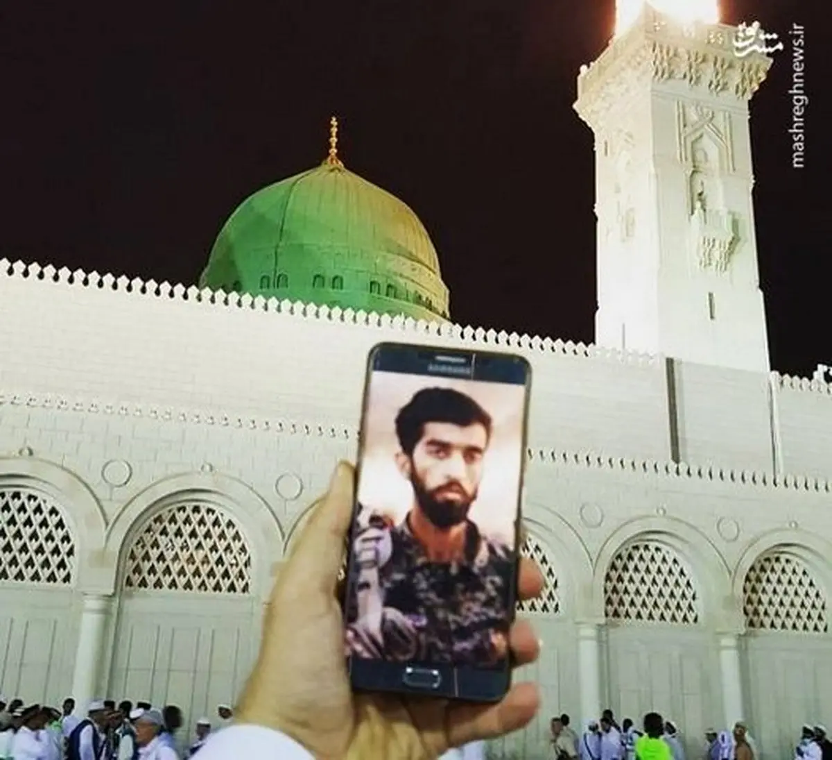 تصویری از شهید محسن حججی در مسجد النبی