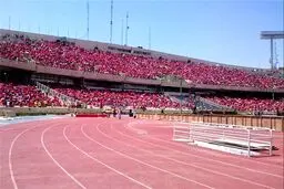 استادیوم آزادی دو ساعت قبل از آغاز دیدار پرسپولیس- راه آهن/ عکس