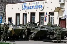 پذیرایی گرم از سربازان روسی در لاذقیه؛ "کافه مسکو" رایگان است