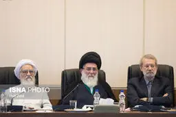 تصاویری از حواشی جلسه مجمع تشخیص مصلحت نظام بدون حضور روحانی و احمدی‌نژاد
