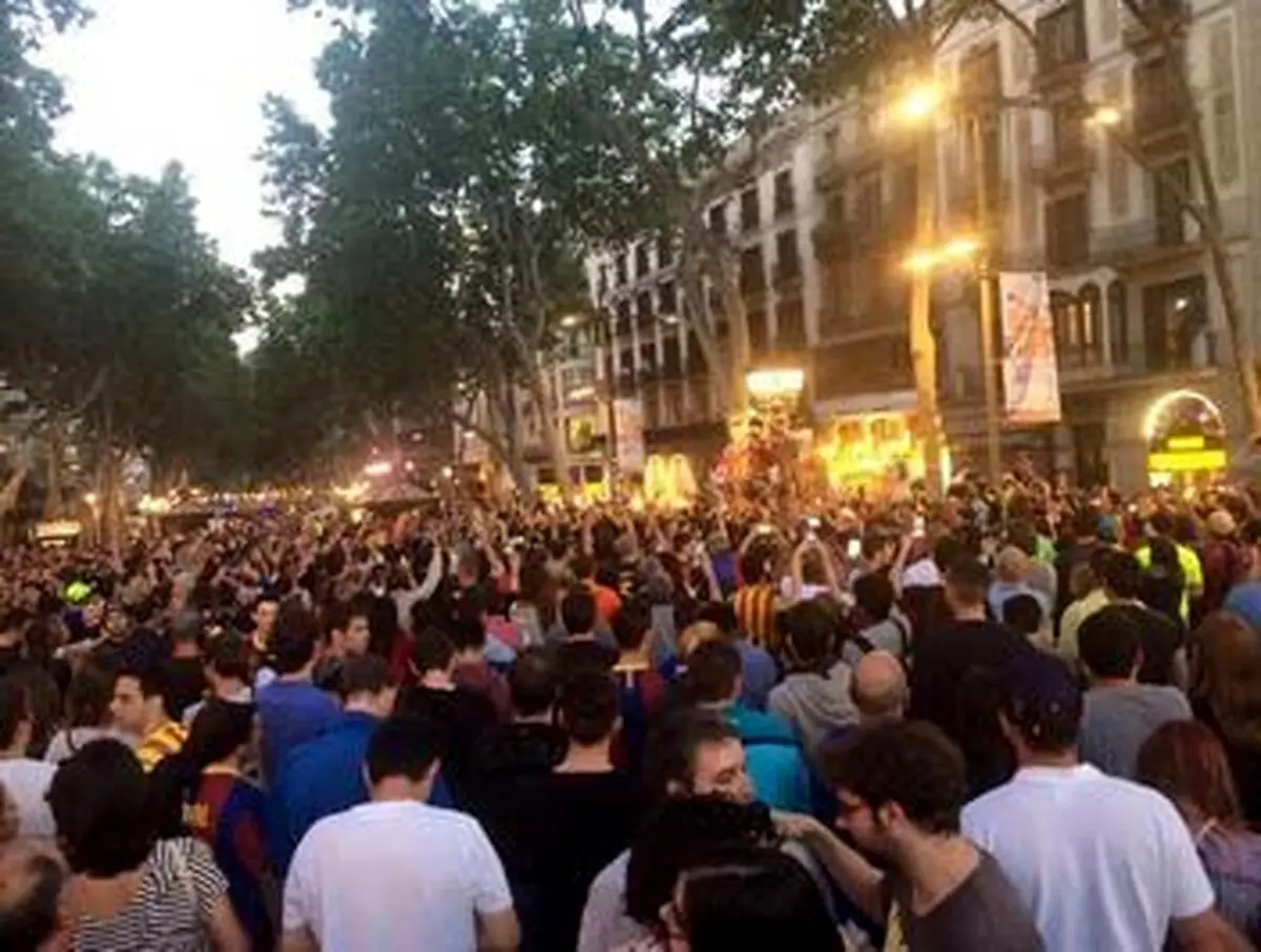 جشن قهرمانی هواداران بارسلونا/عکس