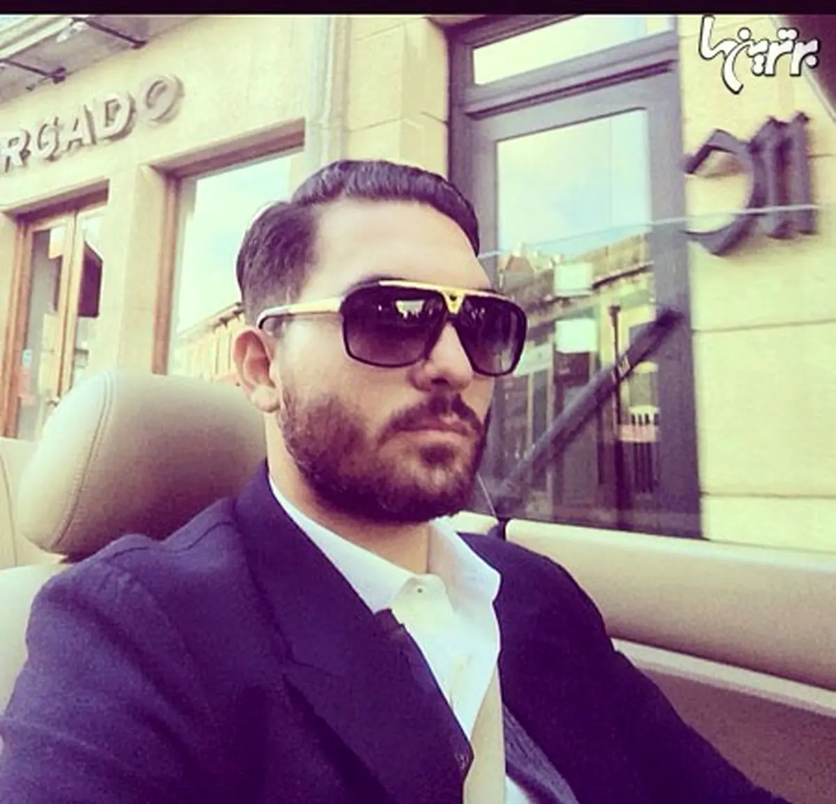 علیرضا حقیقی و خودرو لوکسش در پرتغال/ عکس