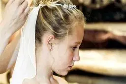 عروس تقلبی 12 ساله نروژ جنجال ساز شد+عکس