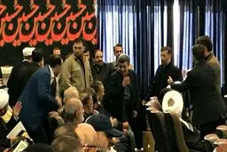 حضور احمدی نژاد در مراسم ترحیم پدر سردار قاسم سلیمانی/غمس