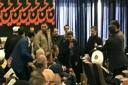 حضور احمدی نژاد در مراسم ترحیم پدر سردار قاسم سلیمانی/غمس