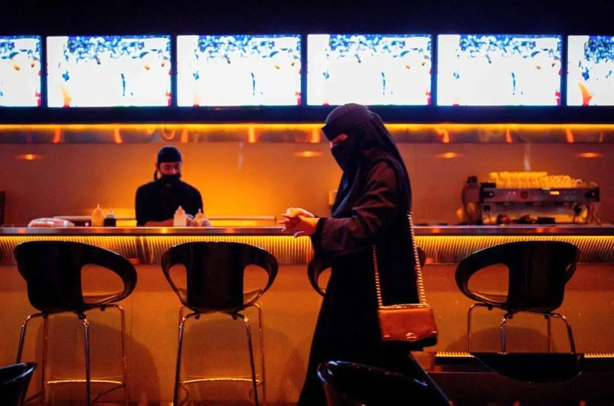 بلومبرگ خبر داد:مشروبات الکلی در عربستان آزاد می شود!