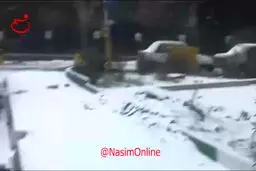 بیینید : نخستین برف پایتخت در اولین روز زمستان – اقدسیه