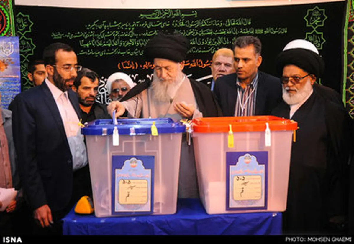 حضور جمعی از مراجع پای صندق رای/ عکس