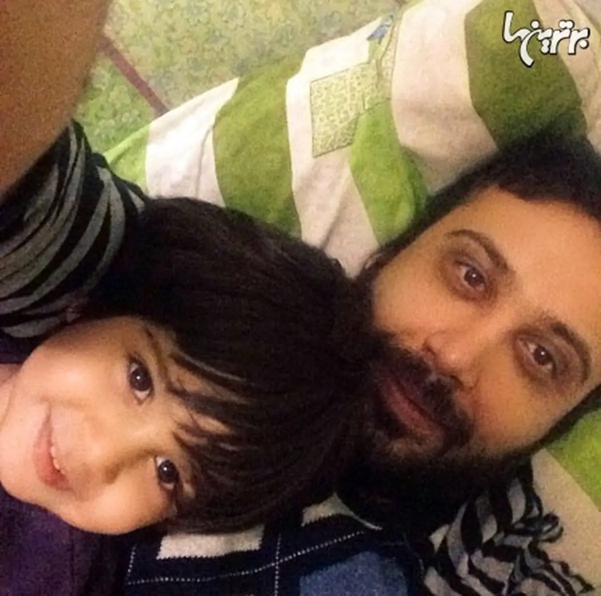 سلفی جدید محسن چاوشی و پسرش/ عکس