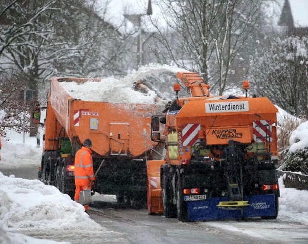 ماشین برف روب در آلمان/ عکس