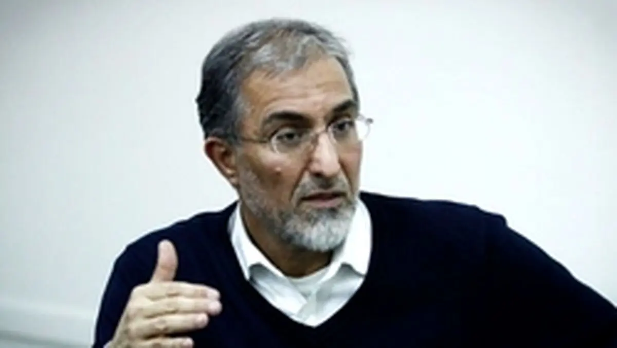 انتقاد تند راغفر از سیاست‌های اقتصادی در دوران مبارزه با کرونا: بحران کنونی آزمایشی برای همه است