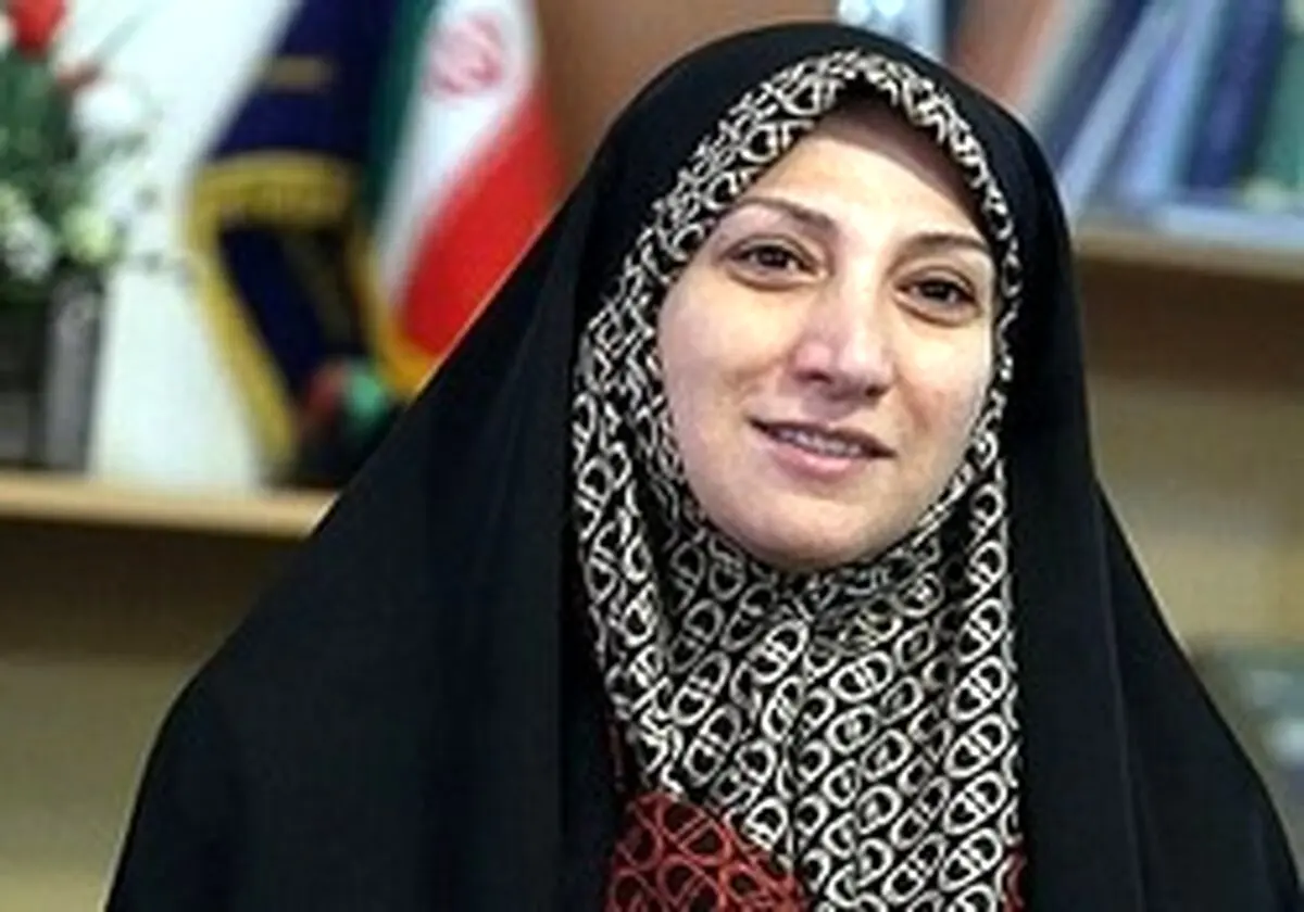 کنترل کرونا تا همینجا هم به خاطر درایت مردم بود/ فاصله گذاری در سیستم حمل و نقل عمومی پایتخت جواب نمی‌دهد/ لغو طرح ترافیک بهترین کار در این شرایط بود / اگر سیاست‌های دولت تغییر کرده وزیر اقتصاد را رئیس ستاد مقابله با کرونا کند