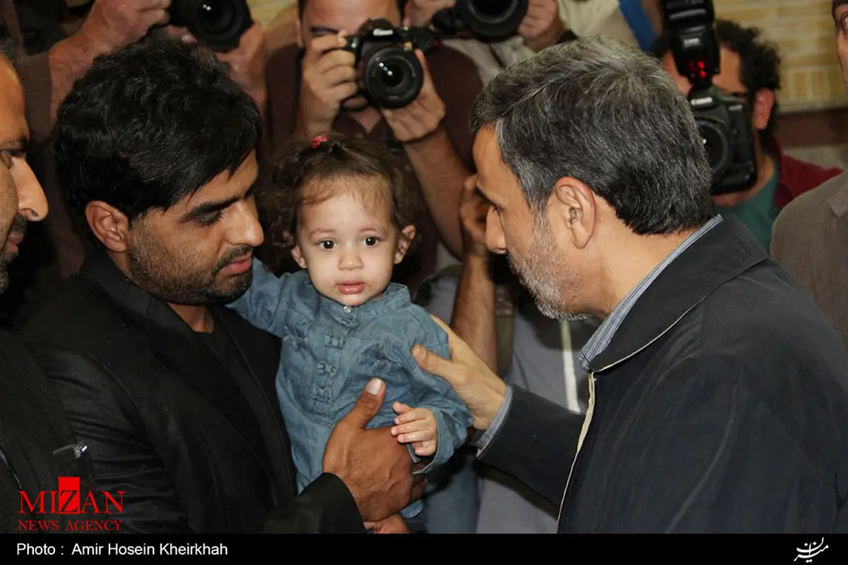 احمدی نژاد و دختر هادی نوروزی+عکس