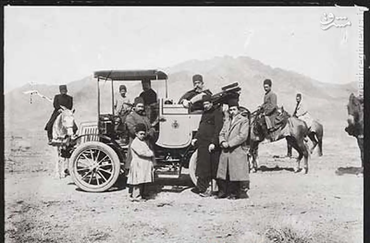 نخستین اتومبیل وارد شده به ایران/عکس