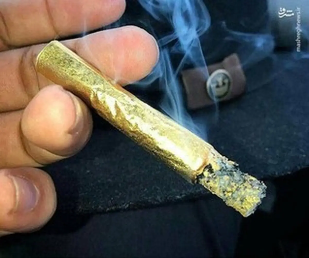 سیگارهای طلایی در دست بچه پولدارها!/تصاویر