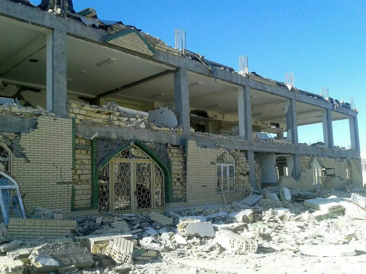 تخریب ساختمان حوزه علمیه، سرپل ذهاب/عکس