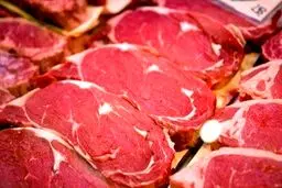 مضرات زیاد خوردن گوشت گاو