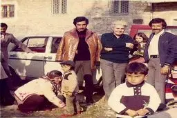 عکسی کمتردیده‌شده از احمد شاملو