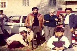 عکسی کمتردیده‌شده از احمد شاملو