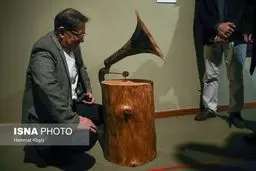 دو وزیر روحانی در یک نمایشگاه هنری/تصاویر