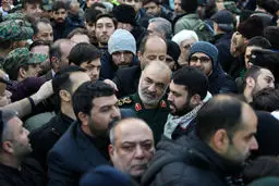 تصاویر / حضور مقامات و شخصیت‌ها در مراسم تشییع پیکر شهید قاسم سلیمانی