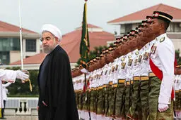 پیام سفر رئیس جمهور به مالزی/ چرا باید دیپلماسی شرقی را تقویت کنیم؟/ نگاه به شرق یک "راهبرد" است نه " تاکتیک"