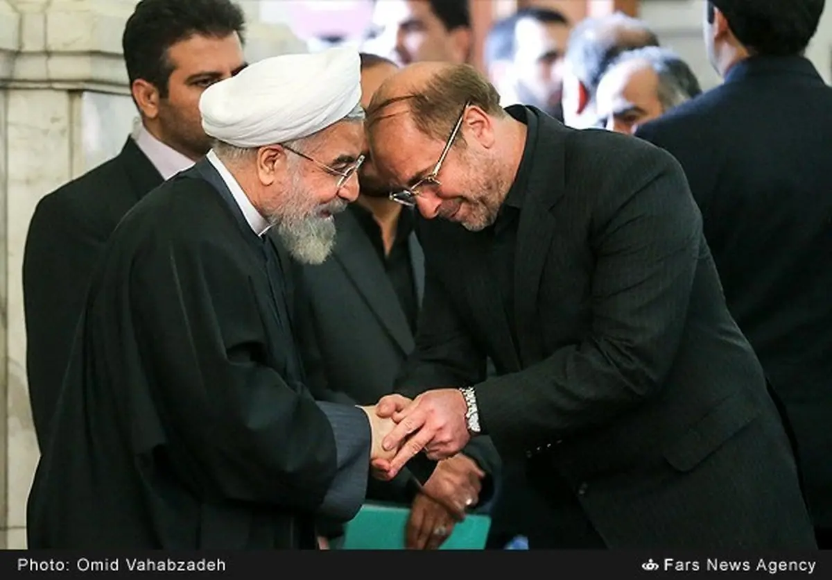 روحانی و قالیباف در یک قاب/ عکس