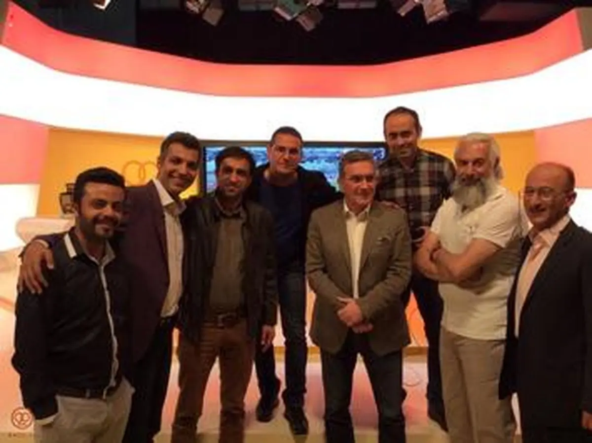 تصاویر پشت صحنه برنامه 90