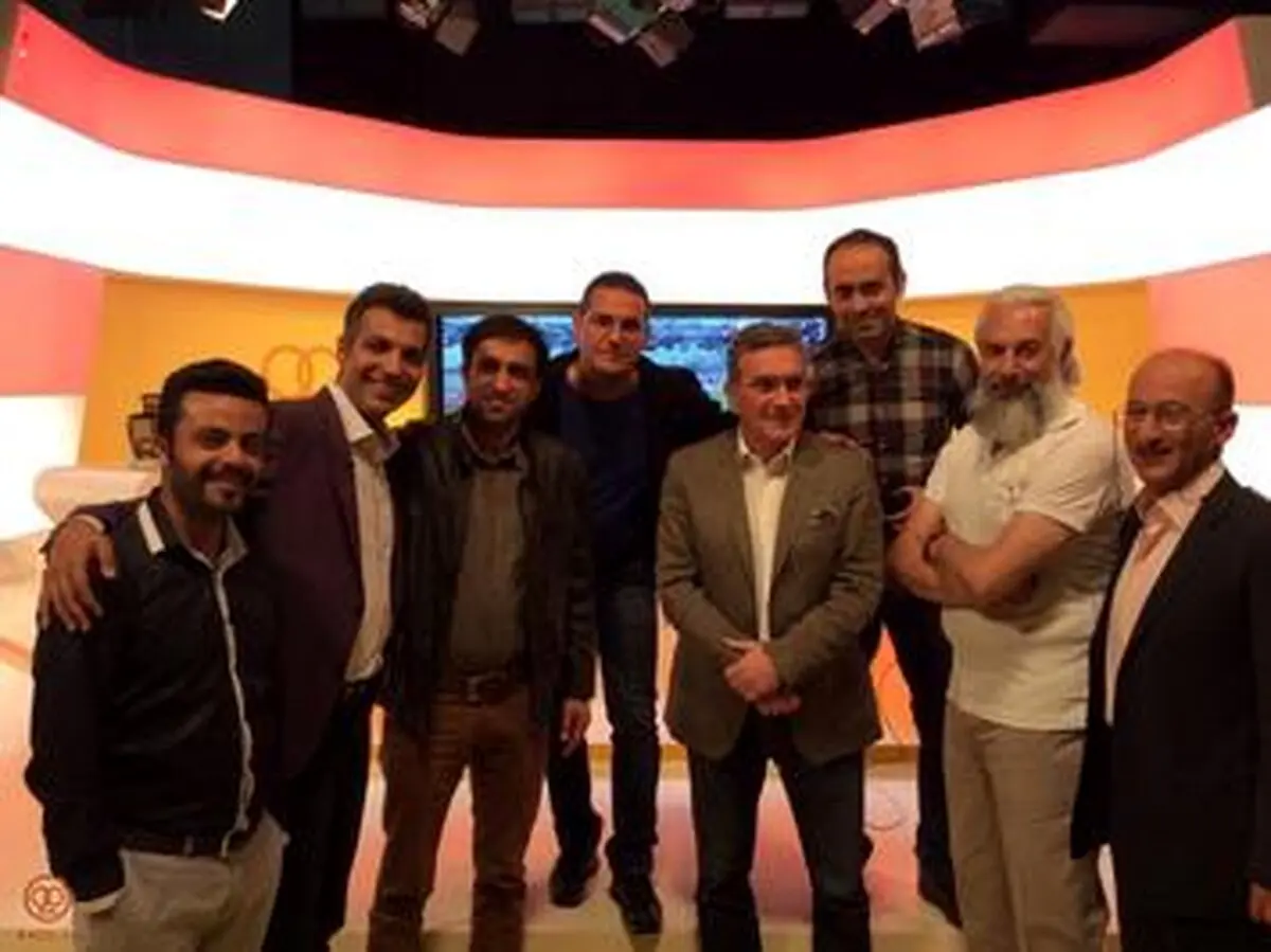 تصاویر پشت صحنه برنامه 90