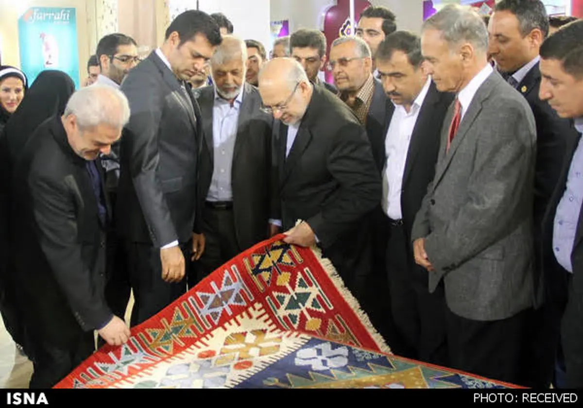 رونمایی از اولین فرش‌ آنتی‌باکتریال/عکس