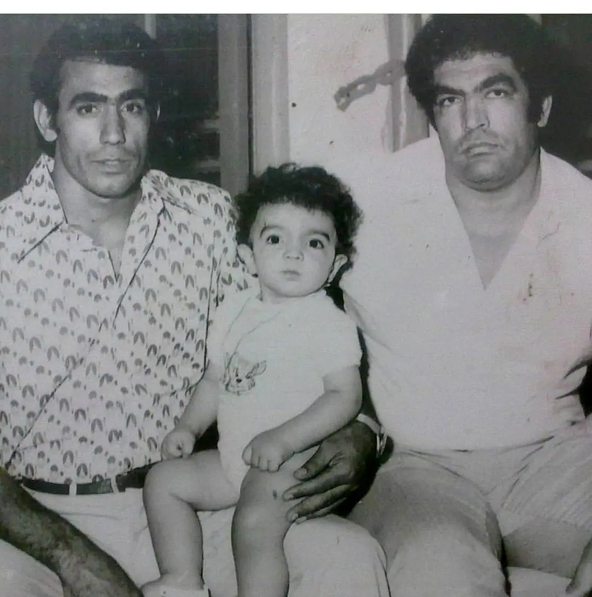 غول برره روی پای پدر!