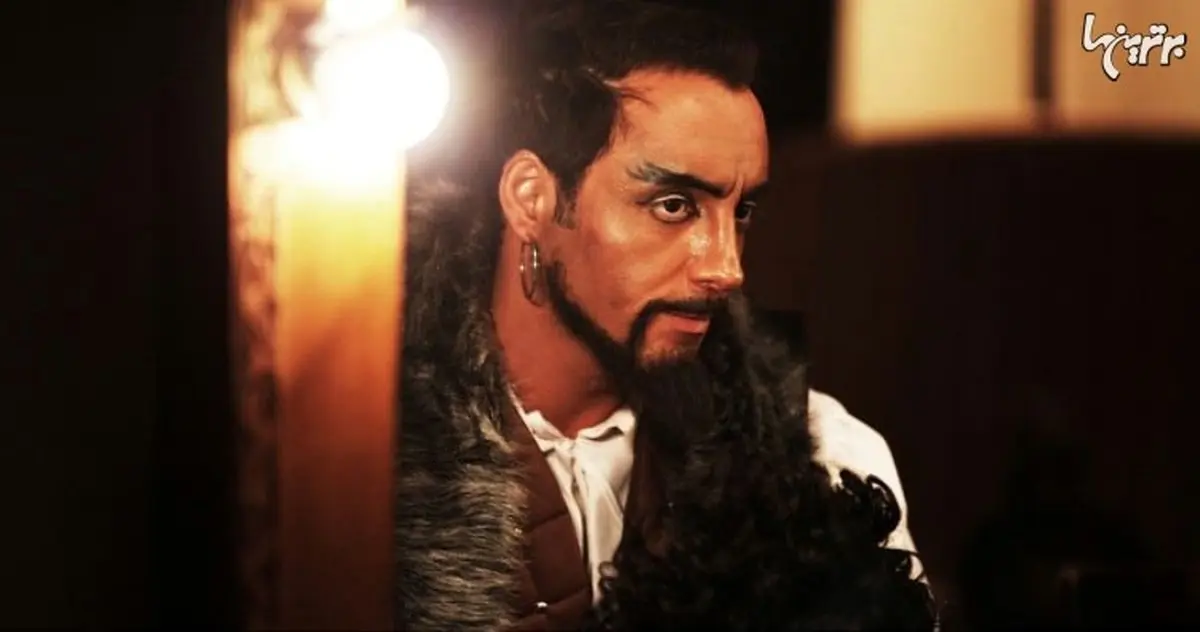 گریم عجیب امیرحسین رستمی در سکانسی از فیلم سریال شهرزاد/عکس