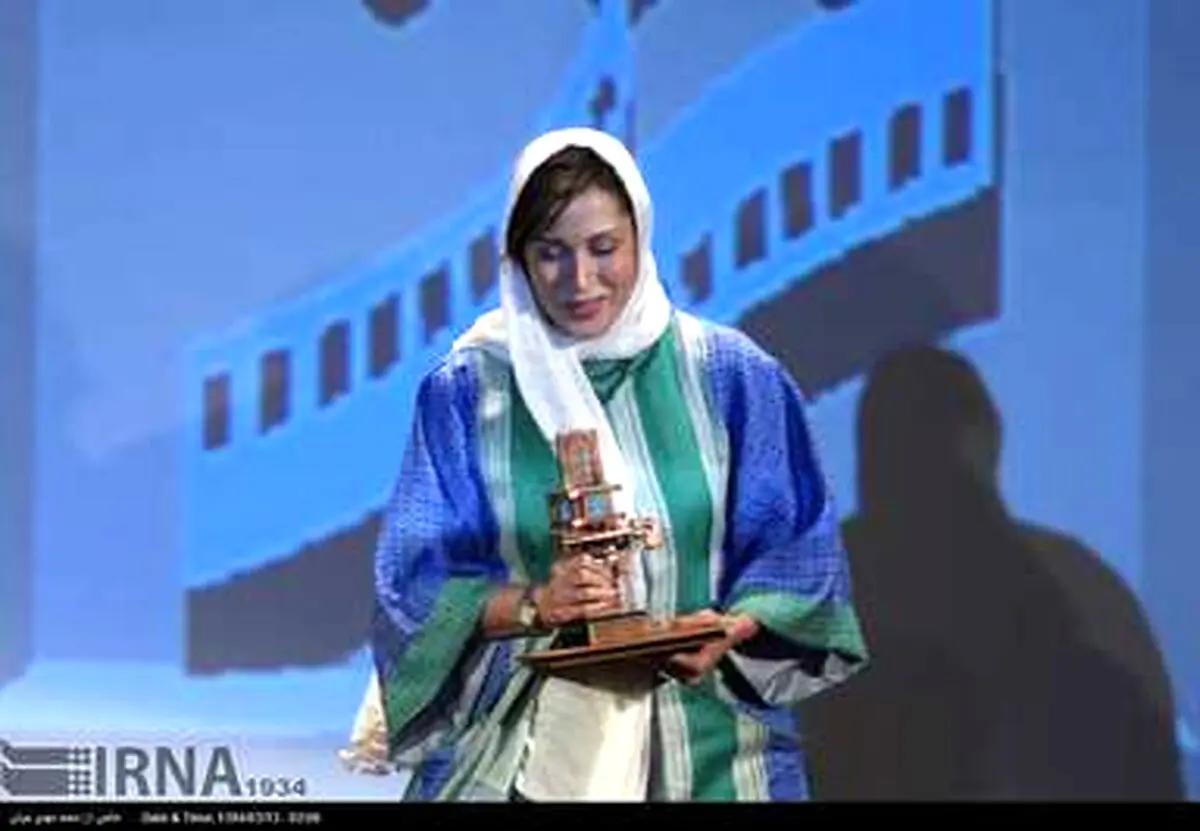 ابراهیم حاتمی‌کیا، مریلا زارعی، کیمیایی، فرهاد اصلانی و مهتاب کرامتی در اختتامیه جشنواره بین المللی فیلم شهر /تصاویر