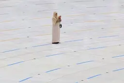 فاصله گذاري دقيق براي حاجيان در مراسم حج امسال + عكس
