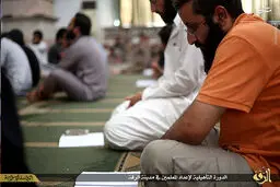 کلاس شست‌و شوی مغزی داعش/تصاویر