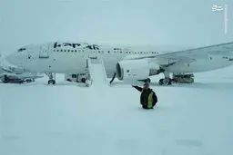 بارش نیم‌متری برف در فرودگاه امام خمینی(ره)/عکس