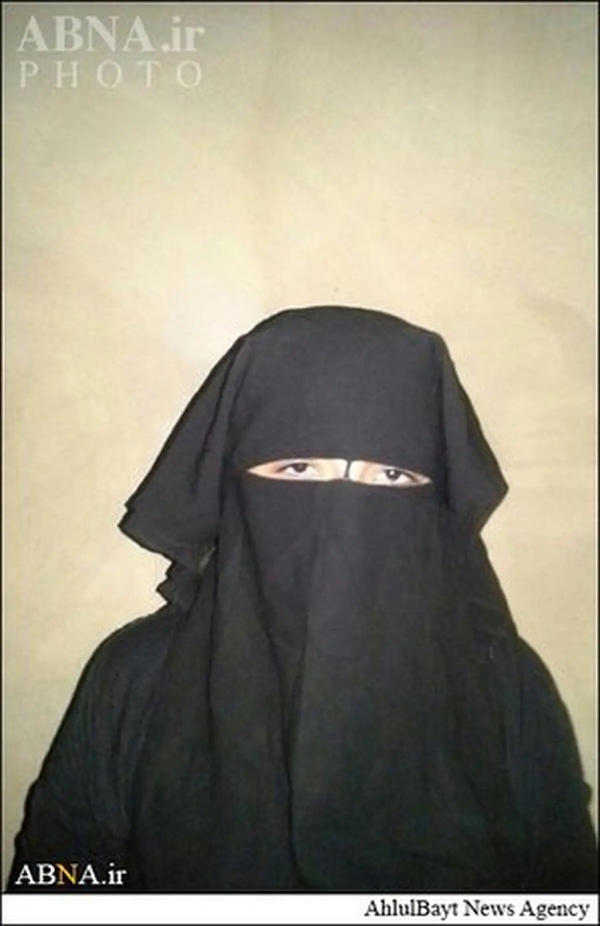 بازداشت یک زن انتحاری داعش + عکس