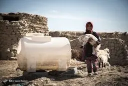روایت تصویری از زندگی در روستای "دیوانه"