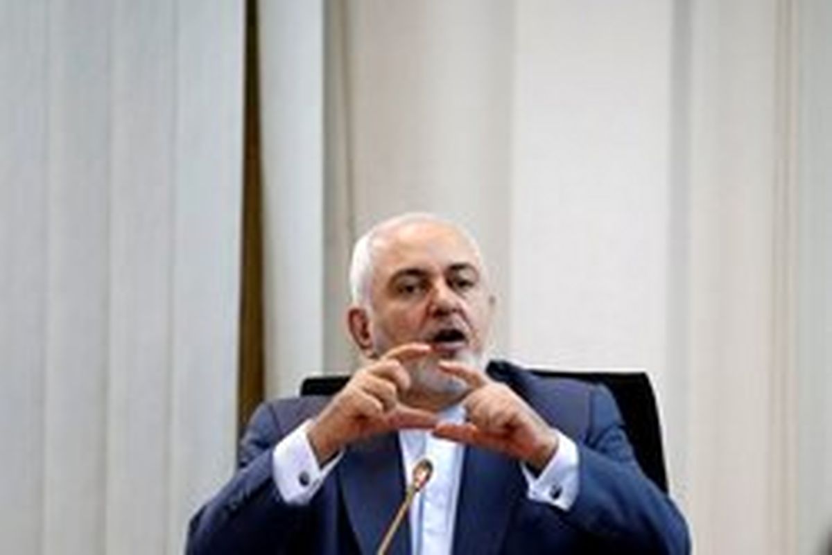 ظریف: دوره یک جانبه گرایی در جهان پایان یافته است / آمریکا معتاد به تحریم است