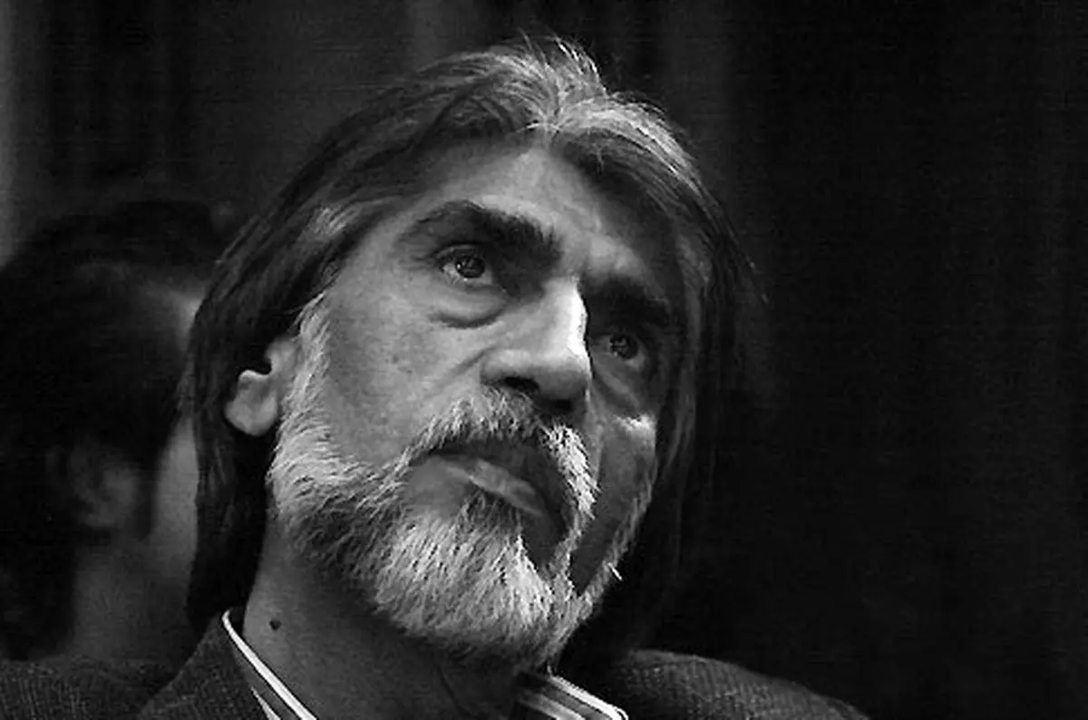 شاعری که از ستاره های سینما محبوب تر شد