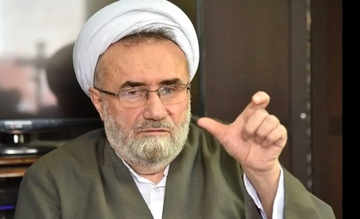 مسیح مهاجری: رئیس جمهور بعدی نه روحانی باشد، نه نظامی/ تفسیر‌های طرفداران رییس‌جمهورِ نظامی از سخنان امام هم غیرموجه است