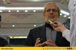 تحلیل عجیب محمدعلی رامین: تایید هلوکاست از سوی ظریف بیعت با اسراییل بود!/تحریم‌ها ربطی به موضوع هولوکاست نداشت