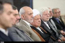 دیدار اعضای انجمن اسلامی معلمان با آیت‌الله هاشمی‌رفسنجانی/تصاویر