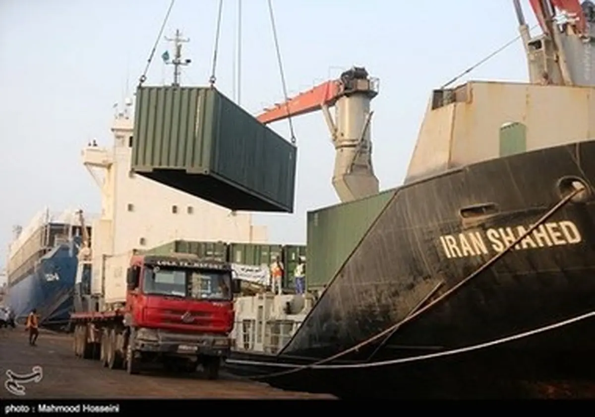 بار کشتی نجات در بندر جیبوتی تخلیه شد/تصاویر